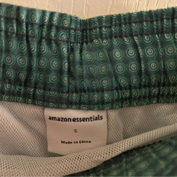 Amazon essentials size small green printed lined quick dry swimming shorts NWT - Picture 3 of 5